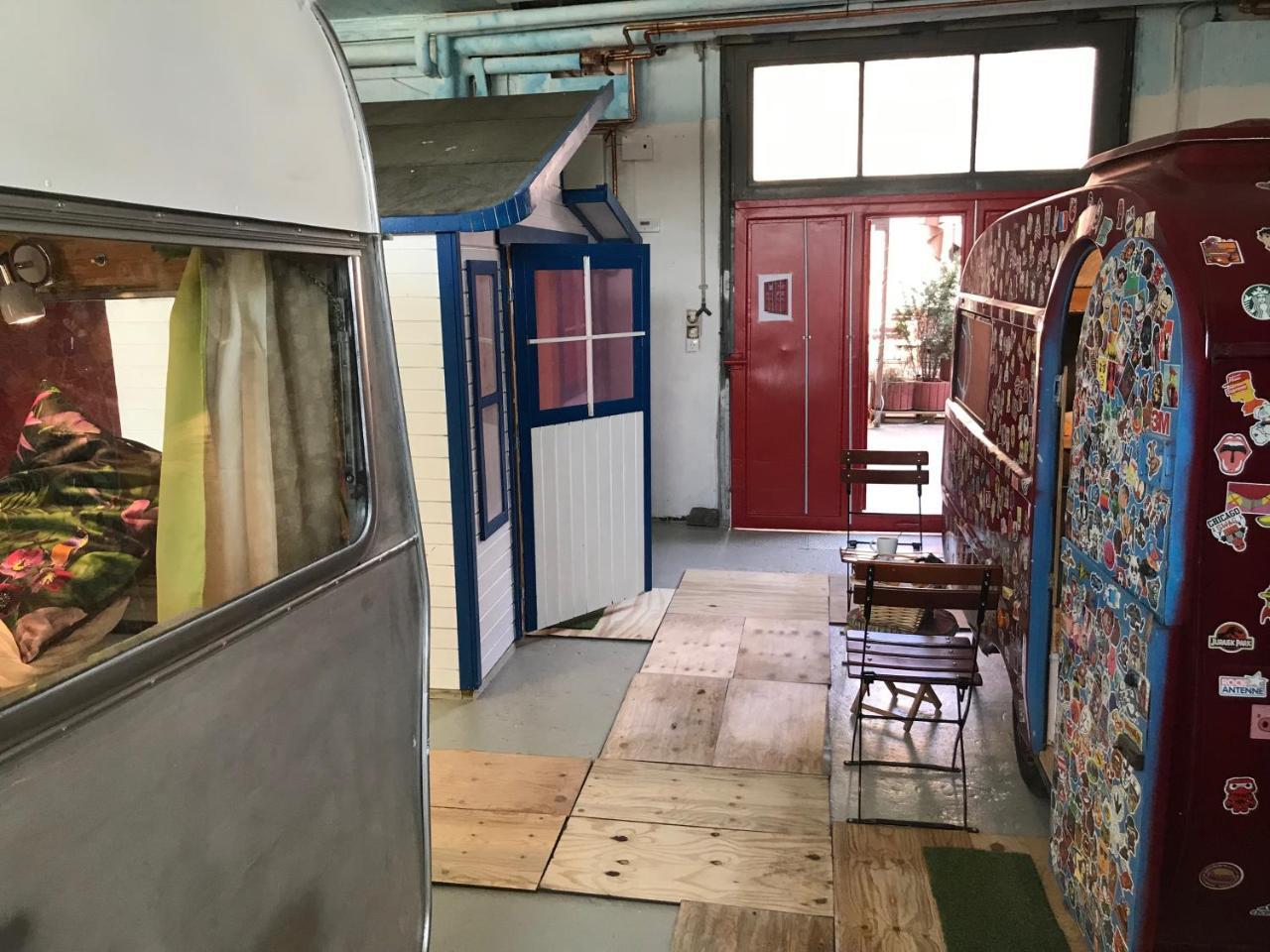 Hafentraum Indoorcampinghostel BRE Exteriör bild