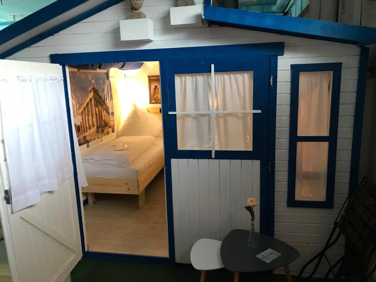 Hafentraum Indoorcampinghostel BRE Exteriör bild