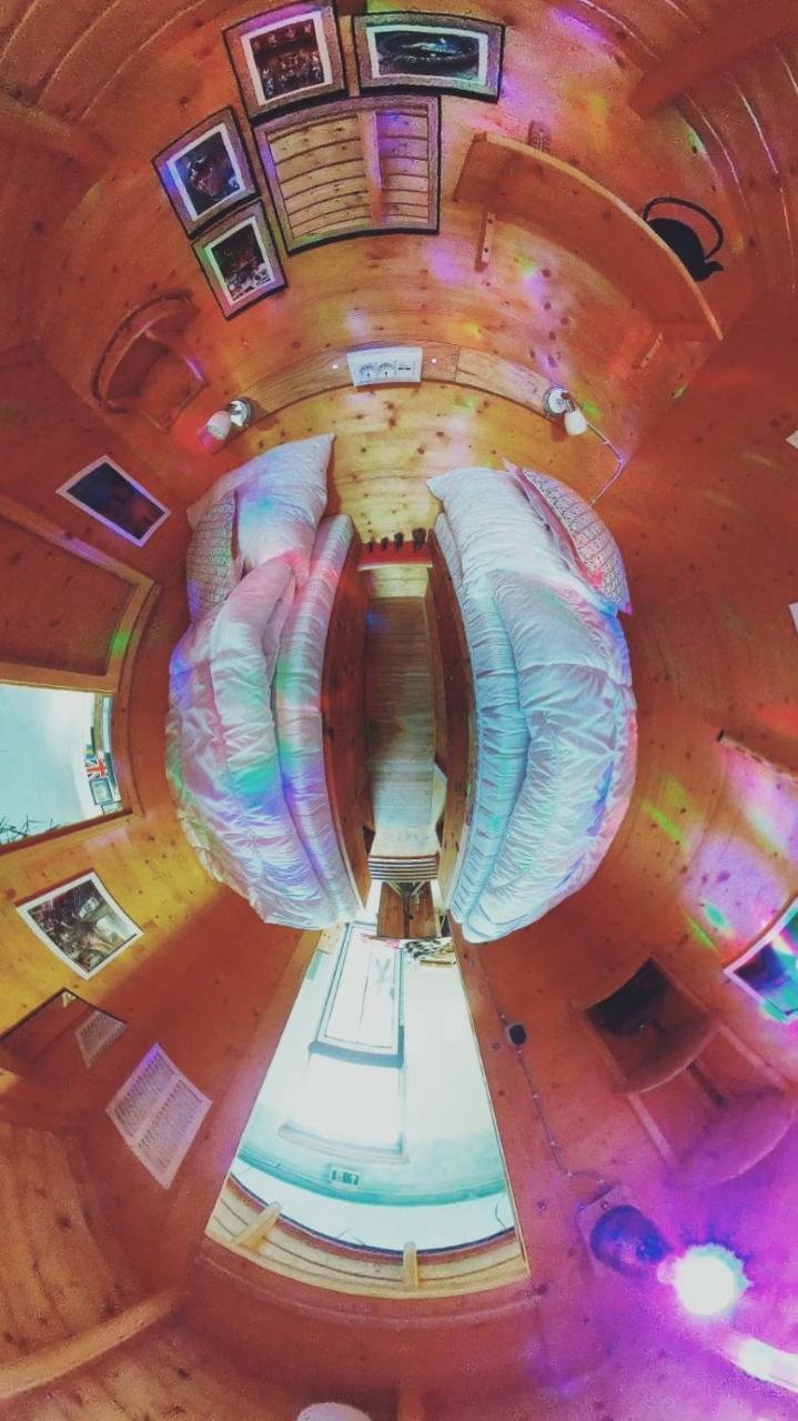 Hafentraum Indoorcampinghostel BRE Exteriör bild